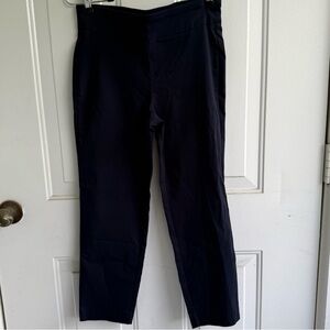 HARVE BENARD Women's Black Stretch Pull On Pants Size‎ 4 NWT color Salute